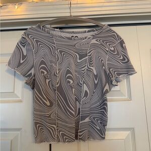 SO Women's Swirl Pattern Top - Gray and White